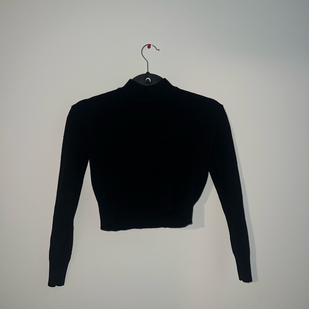 Mock neck long sleeve cropped ribbed sweater